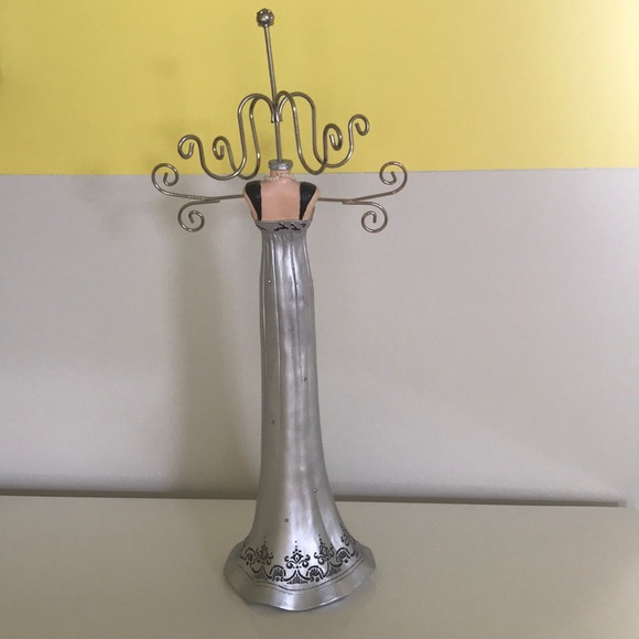 Tree Earring Stand - Picture 2 of 6